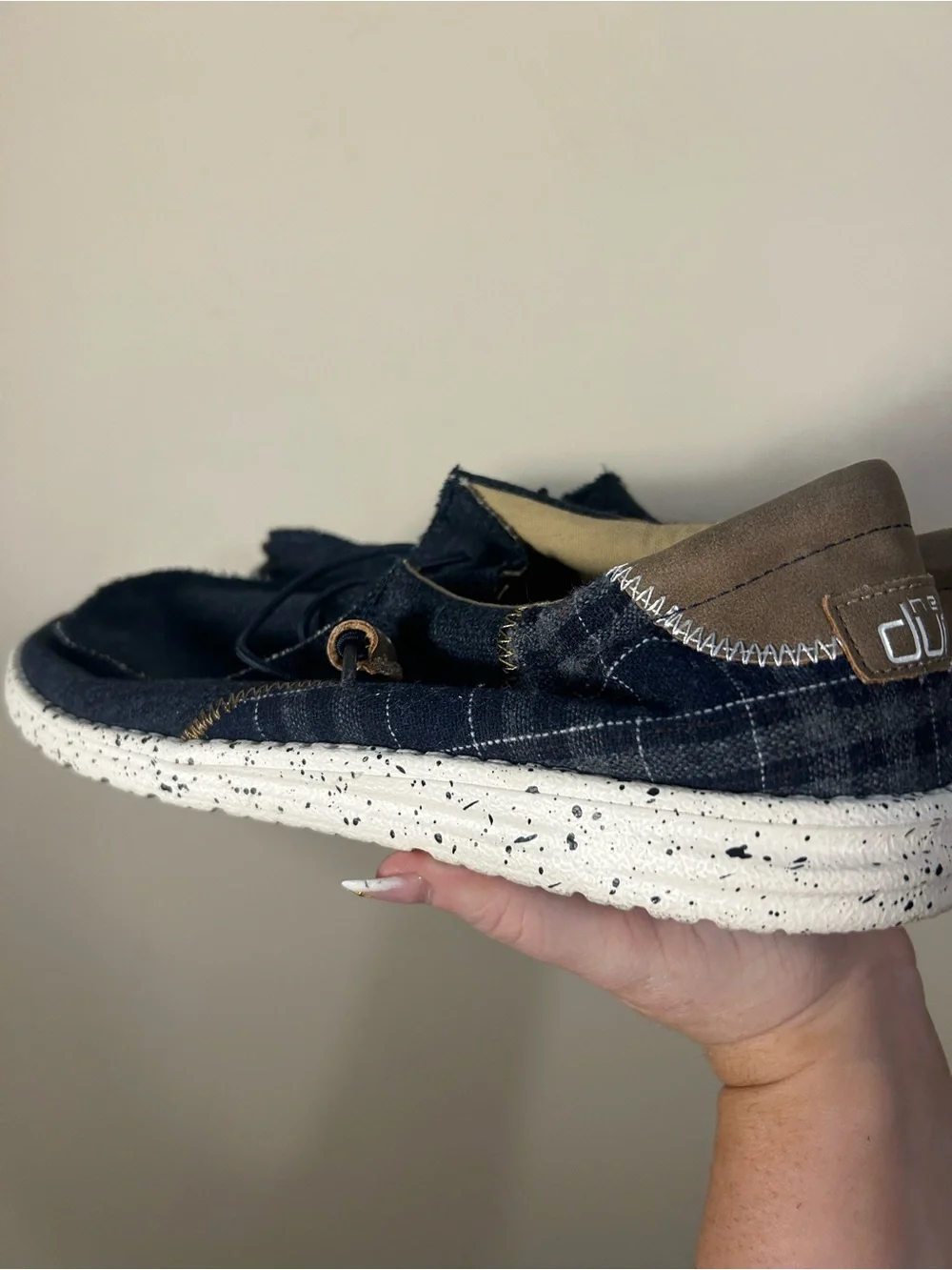 Men’s Hey Dude Wally Tartan Plaid Blue Slip On Shoes Size 11